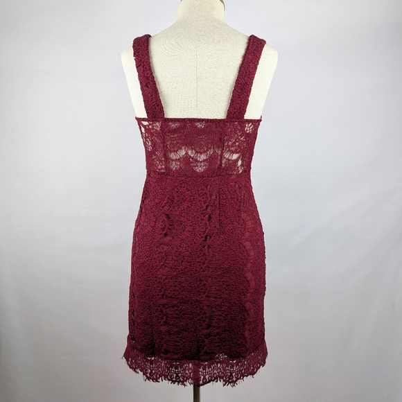 Free People Mini Bodycon Lace Crochet  Sleeveless Sweetheart Neck Wine S NWT - Picture 7 of 12